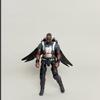 Vengadores Héroe Iron Man Spider-Man Hulk Thanos Articulaciones Móviles Adorno Modelo de Mano Juguete