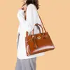 Bolsa Transfronteriza para Suegra 2023 Nuevo Bolso de Mano Retro de Cuero Aceitoso Europeo y Americano Bolso Bandolera de Hombro Único de Gran Capacidad