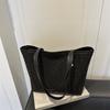 Bolsa Tote Grande Capacidade Bolsa Feminina 2025 Simples para o Dia a Dia Moda Estilosa Bolsa de Ombro de Mão Nova Textura PU Bolsa Grande
