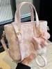 Bolsa Cubo de Cuadros de Alta Gama para Mujer, Estilo Nuevo Primavera 2026, para Viajes Transfronterizos, Bolso de Mano de Moda, Bolso de Hombro, Bolso Cruzado