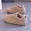 Outono de 2026 Novos Tênis Esportivos Casuais Femininos Leves Confortáveis Sapatos de Solado Plano Sapatos de Skate com Solado Macio K3921