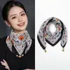 Moda Otoño 2025 Tendencia Nueva Bufanda para Mujer con Estampado Retro Hebilla Magnética Calentador de Cuello Bufanda Cuadrada Perezosa para Cuello