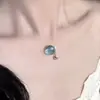 Collar de Bola de Cristal Transparente Etéreo Francés Perla para Mujer Temperamento Suave Lujo Ligero Exquisito Sentido del Diseño de Nicho Cadena de Clavícula