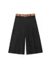 Conjunto Casual Femenino Transfronterizo: Chaleco recto de bloques de color + Pantalones cortos tipo bermuda largos plisados con cinturón