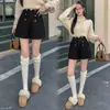Shorts casuais femininos, novos shorts de terno de lã de cintura alta para outono e inverno, calças de lã de perna larga abotoadas em cinza