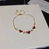 Pulsera de flor de acetato rosa con circonita, ligeramente dulce y delicada, fresca y dulce, joyería con sensación de lujo ligero y alta gama