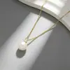 Colar Transfronteiriço Mais Vendido Europeu e Americano de Pérola Imitação em Aço Titânio para Mulheres, Aço Inoxidável, Alta Qualidade, Design de Nicho, Joia Exquisita e Versátil