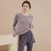 Liquidação de Primavera e Outono: Tops de Yoga com Bojo, Manga Longa, Tops Esportivos Modeladores para Corrida, Pilates, Fitness e Lindo Design nas Costas, Atacado