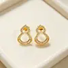 Brincos tradicionais de cabaça oca cravejados de diamantes banhados a ouro para mulheres, design único, simples e duráveis, brincos de imitação de ouro que não desbotam