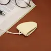 Bolsa de Cosméticos para Lentes de Piel PU Lista para el Mercado Transfronterizo, Viaje Antiextravío para Colgar del Cuello, Clip para Lentes, Accesorios de Ropa Versátiles y Modernos