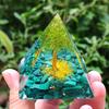 Nuevos Productos Transfronterizos Pirámide de Grava de Bola de Cristal Manualidades para el Hogar Adornos de Resina Adornos de Escritorio Nuevos Productos de Estación Independiente