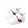 Zapatos para Bebé de Niño y Niña Primavera y Otoño Nuevos 0-1 Año Zapatos que No se Caen Zapatos para Bebé 6-12 Meses Suela Suave Zapatos para Primeros Pasos