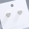 Estilo Dulce Sentido del Diseño Nicho Plata Esterlina S925 Elegantes Simples de Alta Gama Combinables Aretes de Tuerca para Lóbulo y Cartílago para Mujer