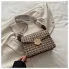 Bolso Pequeño de Axila de Gama Alta Estilo Francés para Mujer, Nueva Moda Otoño 2025 Bolso de Hombro Versátil Elegante
