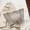 Fabricante de Bolsas para Mujer de Guangzhou 2021 Estilo Coreano Bolso de Hombro Cruzado para Mujer Bolsa de Compras de Gran Capacidad Bolsa Tote para Dropshipping