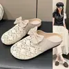 2026 Nuevas Zapatillas Planas de Malla con Encaje Estilo Comercio Exterior para Mujer, Punta Redonda, Calzado Abierto, Tela con Lazo, Media Zapatilla