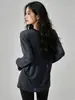 Cubierta deportiva holgada y casual para mujer, con dobladillo dividido, camiseta ligera y transpirable, adecuada para yoga, entrenamiento de fitness y como capa exterior