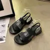 Sandálias Romanas Femininas 2024 Verão Nova Moda Casual Bico Redondo Elástico Sola Grossa Uma Tira Sandálias Plataforma