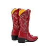 Fio de bordado transfronteiriço novo salto médio grosso botas comércio exterior bico fino western 4340 botas médias botas tamanho plus botas médias mulheres vermelhas