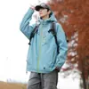 Envío Gratis 2025 Estilo Montaña de Moda Chaqueta de Trabajo al Aire Libre para Hombre Primavera y Otoño 2025 Nuevo Traje de Montañismo a Prueba de Tres