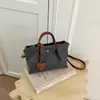 Bolso de Hombro Simple Shuai Mi Jia 2026 Nuevo Estilo Coreano Moderno Fresco Dulce Bolso de Mano para Viaje Casual Bolso Cruzado