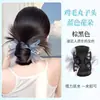 Moño de peluca con estampado de flor de tinta, moño de pelo esponjoso, estilo relajado, pinza de garra para moño bajo, en stock para entrega directa
