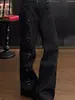 Jeans de mezclilla cruda de pierna ancha para hombre, estilo americano, con remaches turquesa, silueta estructurada y superpuesta, diseño de pierna recta y versátiles pantalones largos.