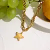 Colar Wanxing Europeu e Americano de Aço Inoxidável Luxo Leve Nicho Estrela de Cinco Pontas Titânio Ouro 18K Joias Femininas Senso de Alto Padrão