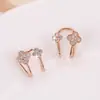 Versão coreana de brincos de pressão com diamantes de dupla cintilação brincos de temperamento feminino brincos de metal floral fashion brincos à vista