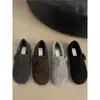 Sapatos Birkenstock Estilo Floresta Retrô com Forro de Fleece para Mulheres, Novos Mocassins e Sapatos de Couro Macios para Outono e Inverno 2025