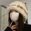 Bonito gorro de punto de oso para mujer, invierno 2026, popular gorro cálido de felpa para otoño e invierno, circunferencia de cabeza grande