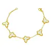 Pulsera Única y Sofisticada de Acero de Titanio, Mariposa que No se Desvanece, Joyería de Estilo Simple de Cinco Colores por Ambos Lados, Versátil Estilo Ins, Lujo Ligero