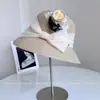 Chapéu Balde de Moda com Laço de Gaze Leve Estilo Hepburn para Mulheres, Chapéu de Palha Elegante e Versátil com Proteção Solar para Passeios de Verão, Chapéu de Pescador com Proteção Solar