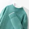 Suéter pullover masculino de lã 100% pura, espesso, com sete agulhas, padrão torcido resistente, gola alta, nova peça de base de manga longa para outono e inverno