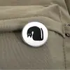 Broche de metal de gato negro redondo de dibujos animados, insignia de gato linda, accesorio de pin de decoración de nicho para bolso y ropa