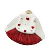 Suéter Grueso para Niña 2025 Invierno Nuevo Estilo Coreano Infantil Corazón 3D Piel Sintética de Visón Conjunto de Punto Esponjoso
