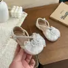 Zapatos Dulces de Princesa para Niñas Estilo Hada Moda Tira Cruzada de Pedrería Sandalias Versátiles Cerradas Verano 2026 para Niños