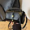 Bolso Nuevo Mujer 2026 Nuevo Estilo Moderno Gama Alta Nicho Moda Versátil Bolso de Hombro Cruzado Venta Caliente Bolso Cuadrado Pequeño
