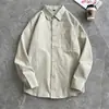Camisa branca de manga comprida 100% algodão para homens, camisa de trabalho da moda estilo japonês para primavera e outono, roupa fresca e estilosa, jaqueta leve para o início do outono