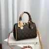 Bolsa de Mão Versátil Estilosa Moda Retro Vintage Transfronteiriça para Mulheres 2026 Novo Modelo Bolsa de Ombro Transversal Leve de Alta Qualidade