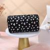Bolsa de cosméticos impermeable de material de PU de alto valor de color retro de Europa y Estados Unidos, bolsa de almacenamiento de cosméticos de viaje portátil, fabricantes al por mayor