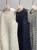 Vestido sin mangas para mujer, corte holgado, adelgazante y versátil, con diseño plisado hecho a mano, estilo nicho de alta gama, vestido inspirado en Issey Miyake