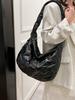 Bolsa de Ombro Urbana de Grande Capacidade para Mulheres para Comércio Transfronteiriço, Nova Bolsa Transversal Bordada da Moda, Bolsa Tote Embossada para Sob o Braço