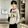 Camiseta a rayas de manga larga de algodón puro elegante para niños, camiseta básica con estampado de dibujos animados para niños de primavera y otoño, top moderno