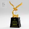 Troféu de metal de alta qualidade personalizado, troféu de cristal em formato de cubo com tema de tecnologia para reunião anual da empresa e premiação de funcionários