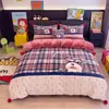 2026 Nuevo Estilo de Pompón Engrosado Estampado Formato Grande Dibujos Animados Alto Gramaje Leche Polar Conjunto de Tres Piezas Conjunto de Cuatro Piezas Sábana Cama Cama