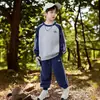 Conjunto Esportivo Casual de Moletom para Meninos, Novo Outono 2026, Conjunto de Duas Peças para Primavera e Outono para Crianças Maiores, Solto e Moderno