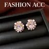 Cuff para Oreja Ovalado de Zircón Perla Bañado en Oro Real de 14K Sin Perforación Pendientes de Moda Elegantes Versátiles para Mujeres