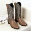 Botas de cowboy western masculinas, tamanho grande, com zíper, botas de couro de cano médio, botas de montaria retrô bordadas, botas de trabalho estilo britânico, 26068