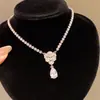 Collar de Cadena para Clavícula de Flor de Zirconia con Baño de Oro Real de 14k Exquisito Nicho Lujo Ligero Sensación de Alta Gama Joyería Collar Venta al por Mayor